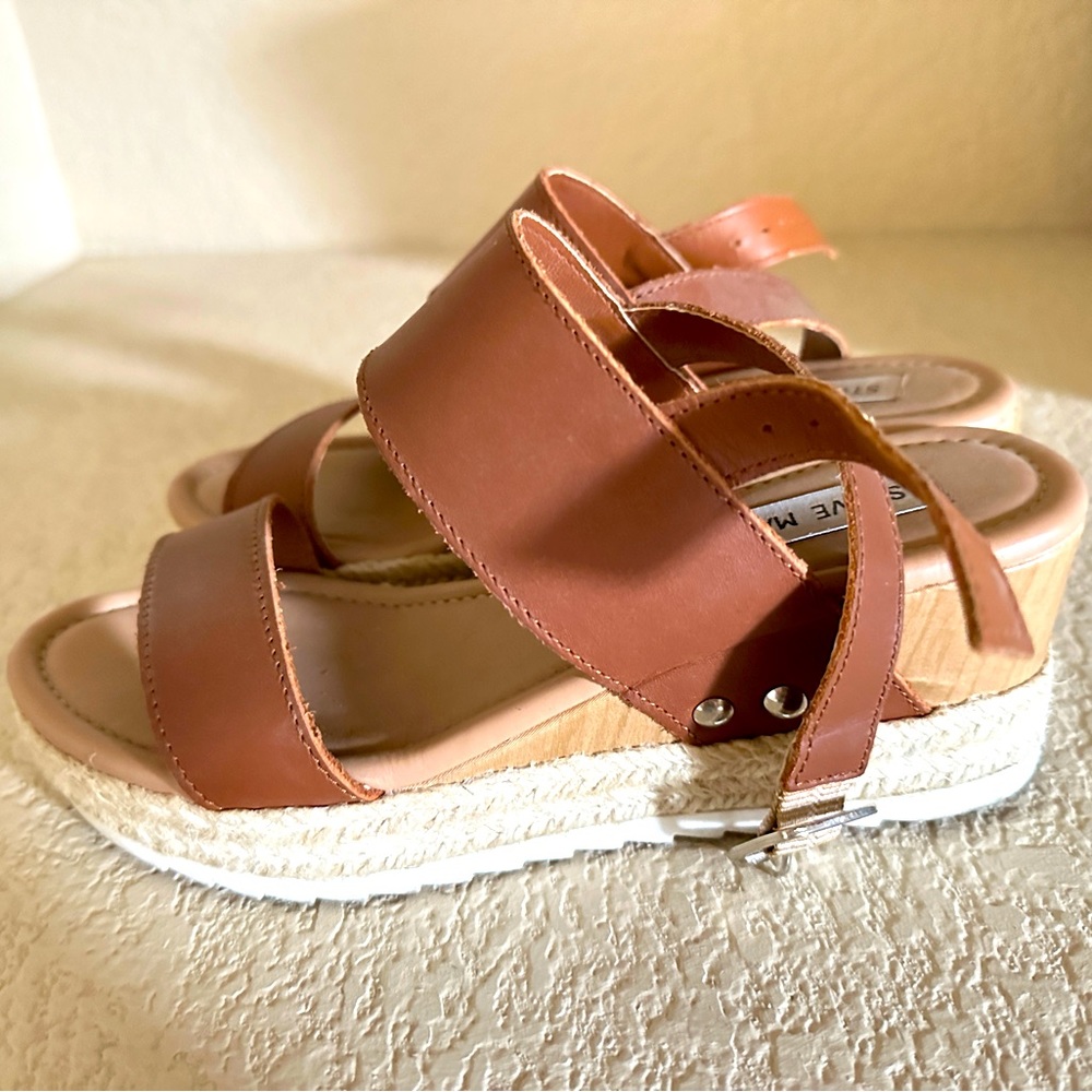 Steve Madden Catia wedge leather sandals. Worn maybe 3 times